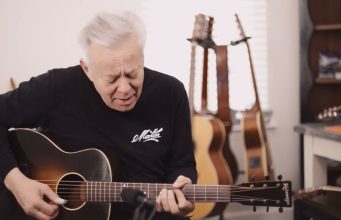 Tommy Emmanuel - What A Wonderful World