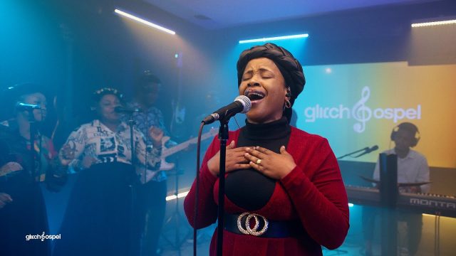 Lilian Nneji - Praise Medley