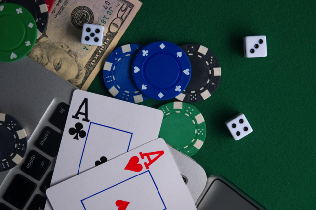 online casino manager