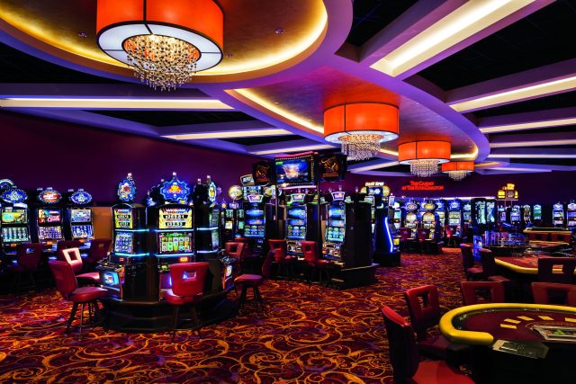 Monarchs online live casino